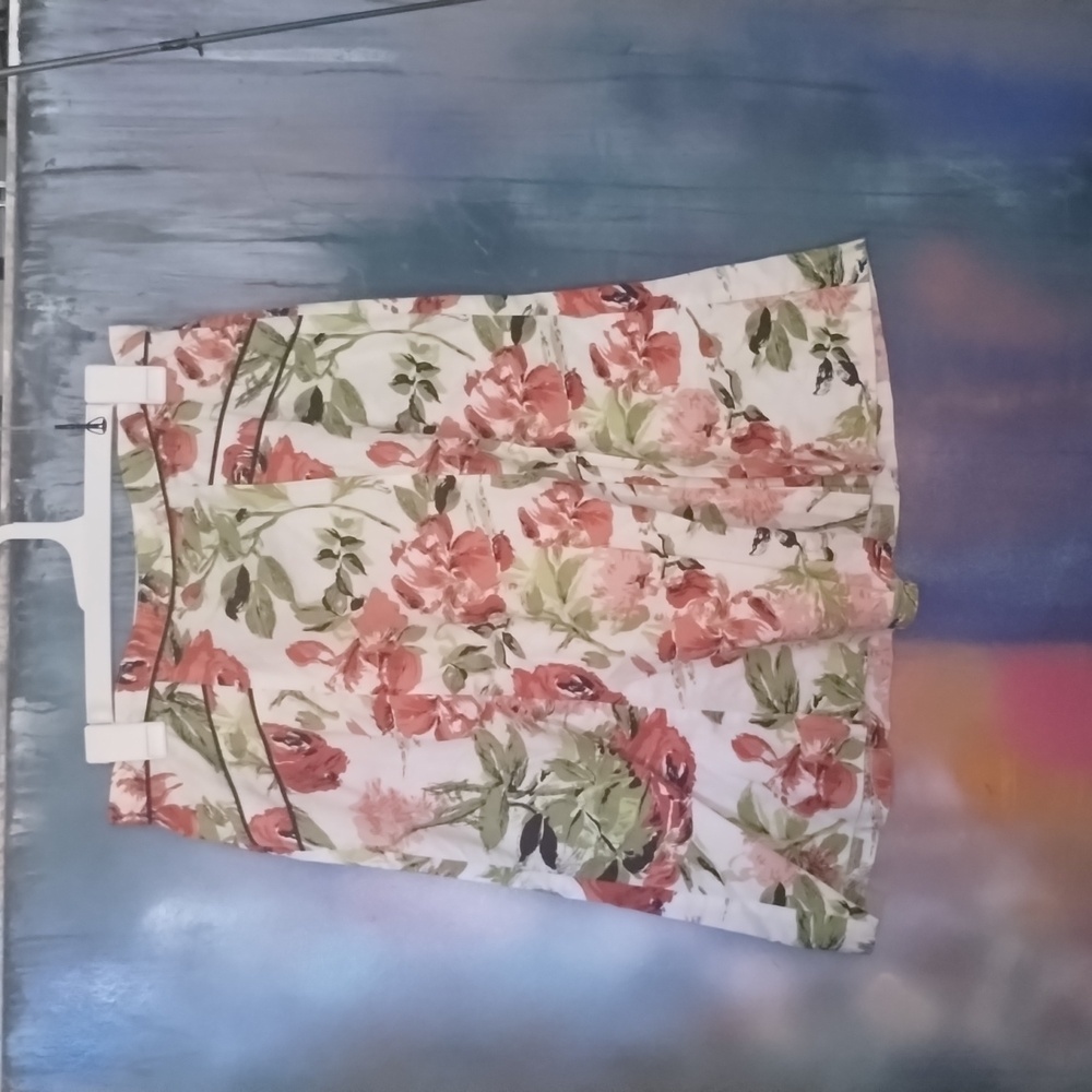 Women's skirt